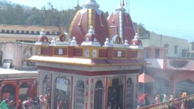 Photo of Haridwar: मंदिरों में उमड़ा आस्था को सैलाब, बम-बम भोले के जयकारों से गूँजा हर मंदिर और शिवालय