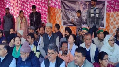 Photo of Uttarakhand: कड़कड़ाती ठंड में पूरी रात धरने पर बैठे रहे पूर्व CM हरीश रावत, अंकिता भंडारी मामले में CBI जांच की मांग