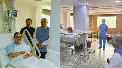 Photo of केंद्रीय मंत्री महेंद्रनाथ पांडेय के घुटने का हुआ सफल ऑपरेशन, हाल जानने पहुंचे वीके सिंह