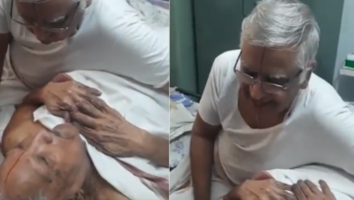 75 साल के बेटे ने 105 साल के पिता को सुनाया गाना