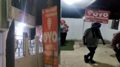 Photo of OYO होटल बना सेक्स रैकेट का अड्डा, पुलिस ने 7 महिलाओं समेत 11 लोगों को किया गिरफ्तार !