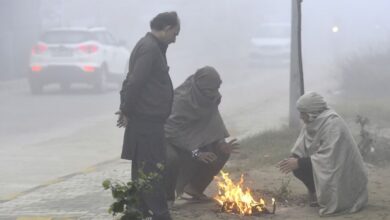 Photo of Weather Update: ठंड की चपेट में उत्तर भारत, स्कूल बंद, मौसम विभाग ने जारी किया अलर्ट