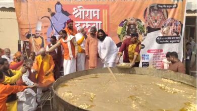 Photo of अयोध्या: 2 लाख राम भक्तों में वितरित किया जाएगा हलवा का प्रसाद, बनाने में जुटी 40 लोगों की टीम