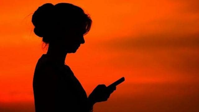 AGRA NEWS: हनी ट्रैप में फंसाकर क्लीनिक संचालक से 33.87 लाख की ठगी