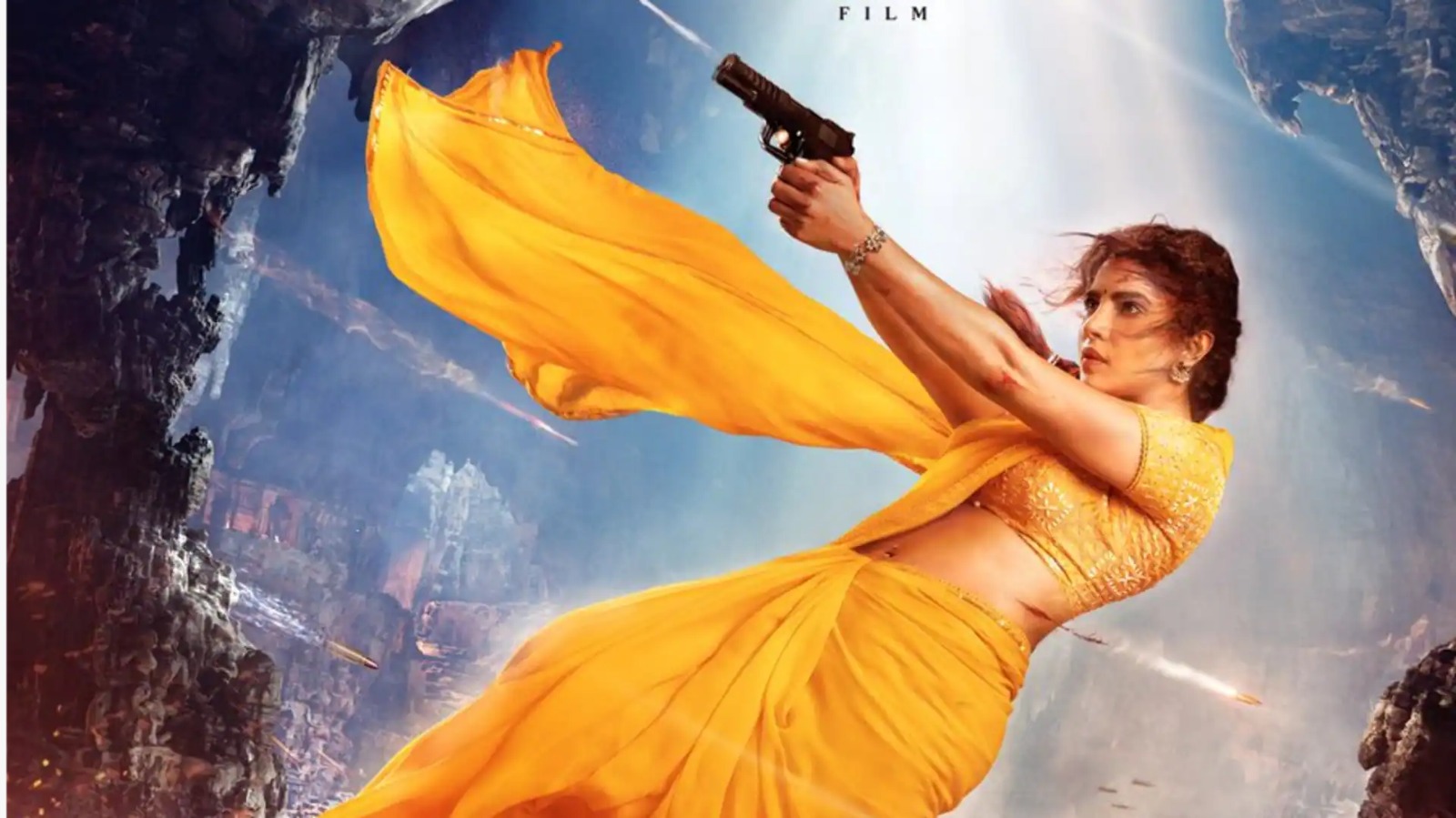 Globe trotter Priyanka Chopra Look: साड़ी में एक्शन करते नजर आ रही प्रियंका चोपड़ा, इस फिल्म का पहला लुक हुआ वायरल