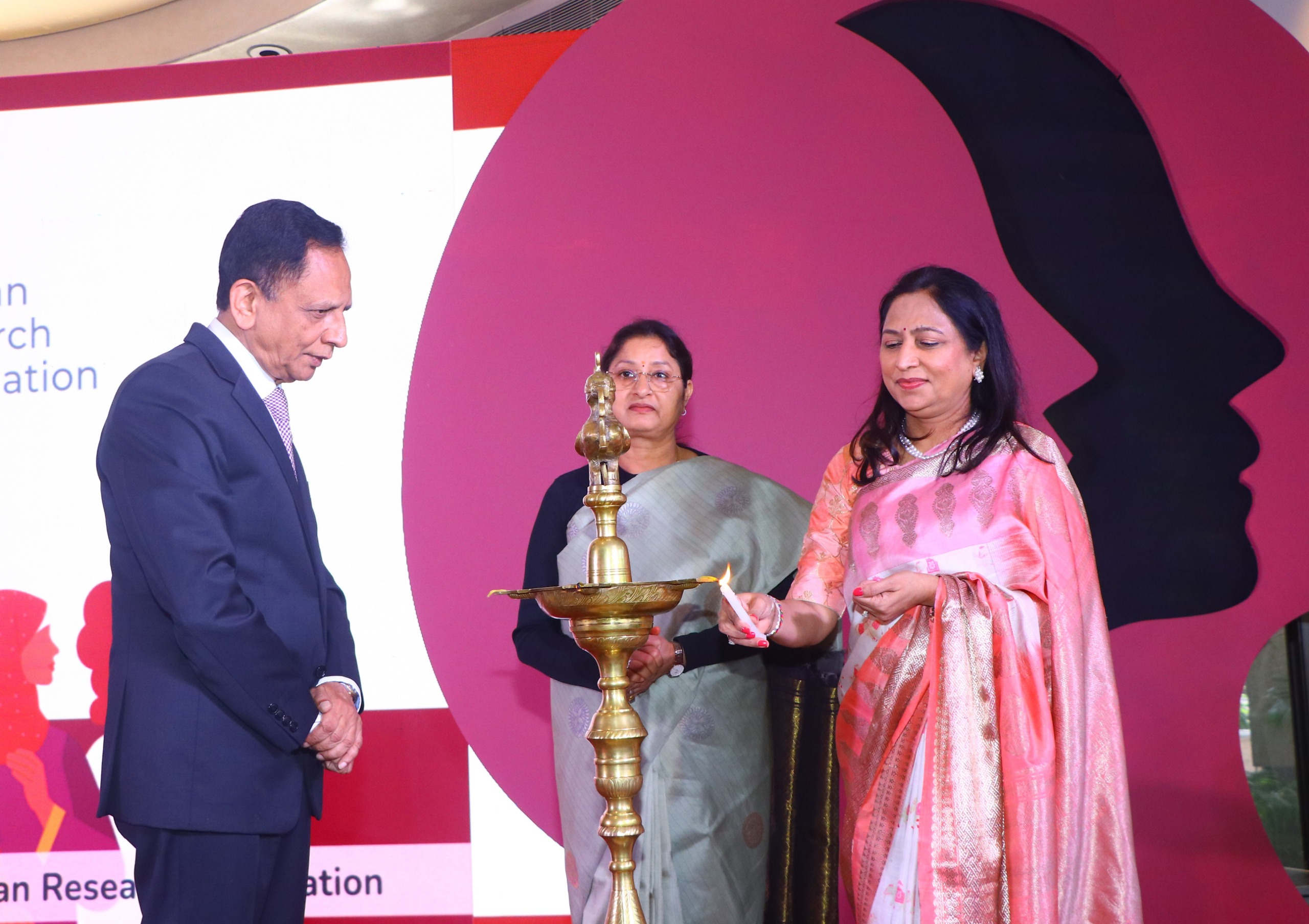 प्रीति अदाणी ने ‘सशक्त नारी, विकसित भारत’ सम्मेलन में महिलाओं की भूमिका पर दिया बयान, ”विकास में महिलाओं की केंद्रीय भूमिका”