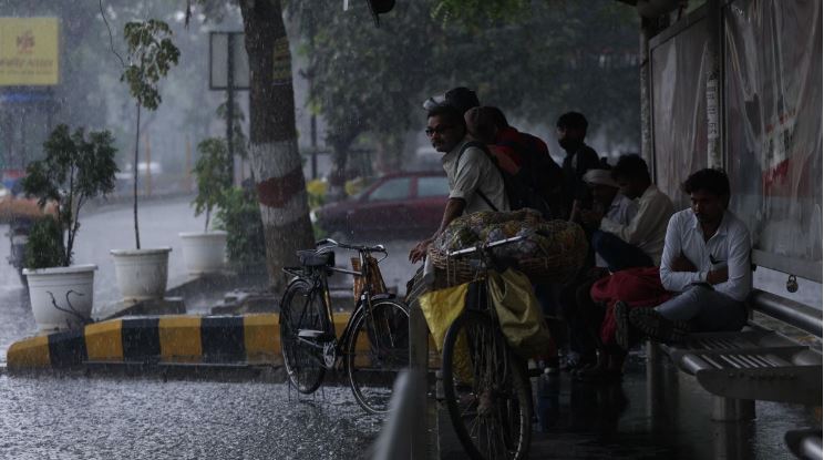 भारत से पाकिस्तान-अफगानिस्तान तक जानिए क्यों बदला मौसम? वैज्ञानिक भी हुए हैरान
