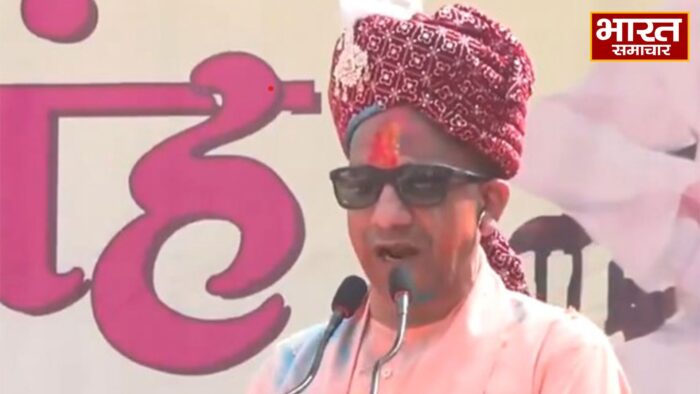 CM योगी ने भगवान नरसिंह शोभा यात्रा में लिया हिस्सा, RSS की 100वीं वर्षगांठ पर बोले…