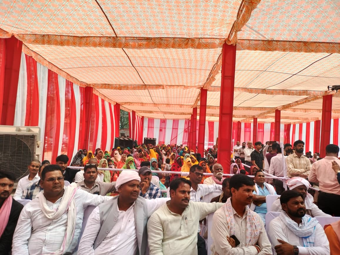 मिर्जापुर में अदाणी समूह के 1600 मेगावाट पावर प्लांट विस्तार पर जनसुनवाई, ग्रामीणों से ली गई राय