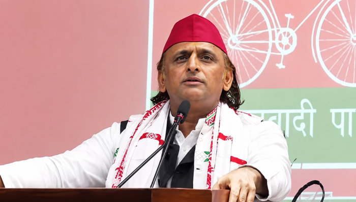 ‘सरकार के दोनों पहिए अलग भाग रहे हैं,पता नहीं कब निकल जाएं’,अयोध्या विवाद पर अखिलेश यादव का बड़ा हमला