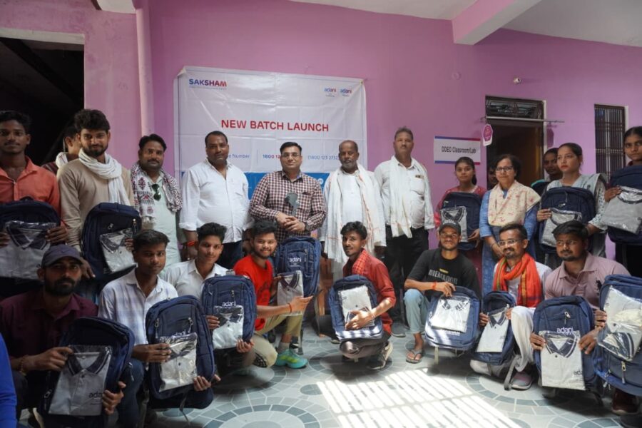 अदाणी स्किल डेवलपमेंट सेंटर में ग्रामीण युवाओं का स्किल अपग्रेडेशन; 3 महीने के फ्री कोर्स के साथ मिलेंगे रोजगार के अवसर…