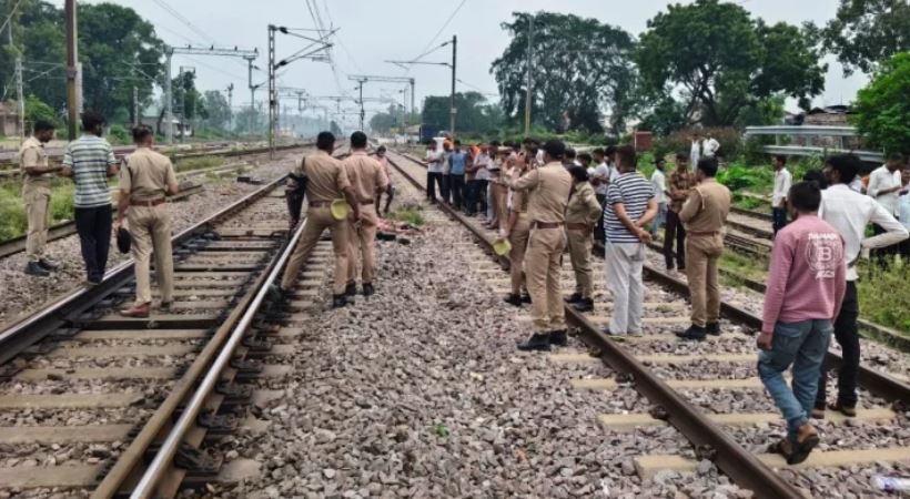 ललितपुर में दर्दनाक हादसा ! महिला ने दो बेटियों के साथ ट्रेन के सामने कूदकर दी जान, शराब पीकर अक्सर मारपीट करता था पति