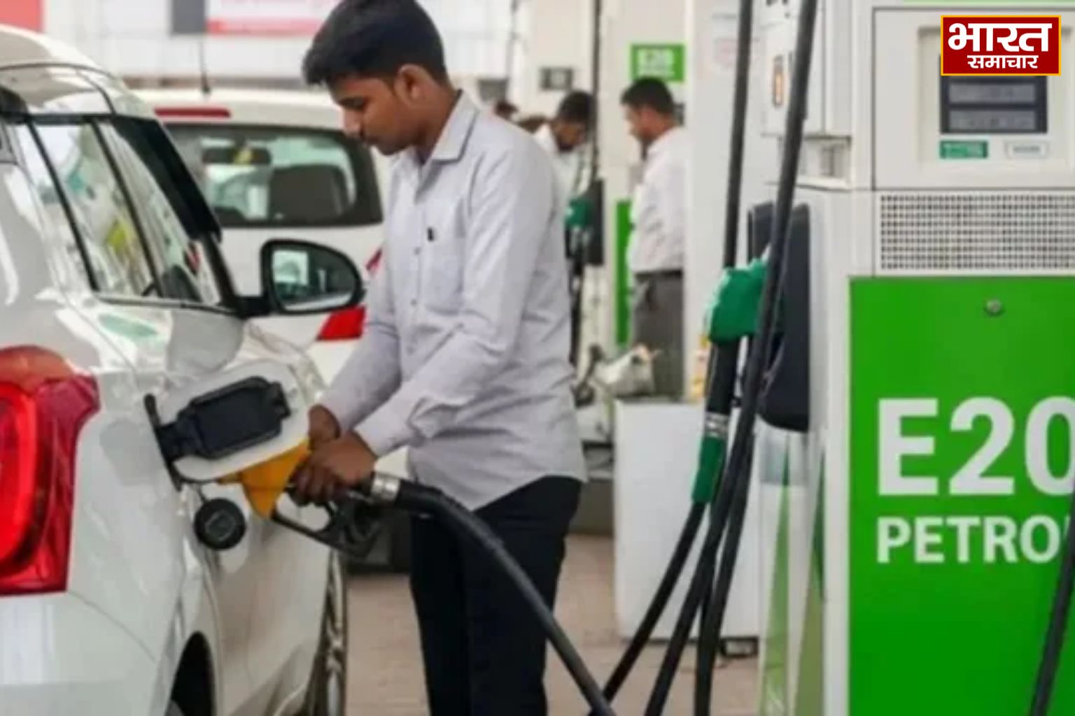 पेट्रोल में E20 मिलाकर भारत ने बचाए कितने करोड़ रुपये? सरकार ने जारी की रिपोर्ट