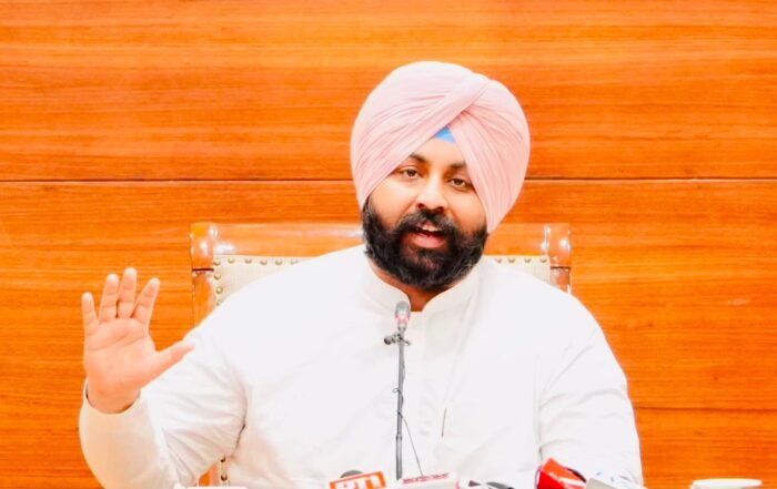 पंजाब के सरकारी स्कूलों के 882 विद्यार्थियों ने नीट-यूजी 2026 परीक्षा पास की, 2 वर्षों में नीट पास करने वालों की संख्या 100 प्रतिशत बढ़ी: हरजोत सिंह बैंस