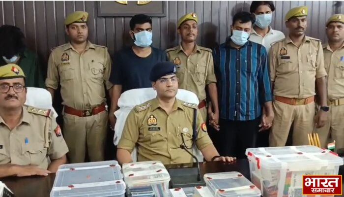 वाराणसी में 116 करोड़ की साइबर ठगी का पर्दाफाश… सरगना समेत 4 शातिर गिरफ्तार… लग्जरी गाड़ियां बरामद…