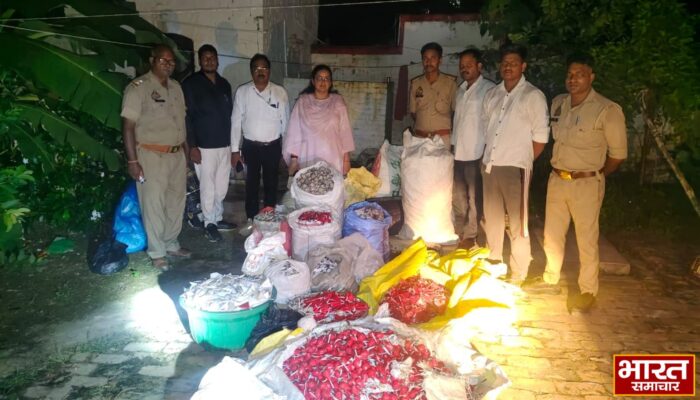 बाराबंकी में अवैध विस्फोटक के खिलाफ बड़ी कार्रवाई… मकान से करीब 450 किलो विस्फोटक सामग्री बरामद…