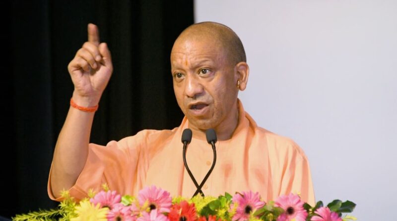 “जिस यूपी में कट्टा और बम बनते थे, वहां अब ब्रह्मोस मिसाइल बन रही” सीएम योगी का विपक्ष पर तंज